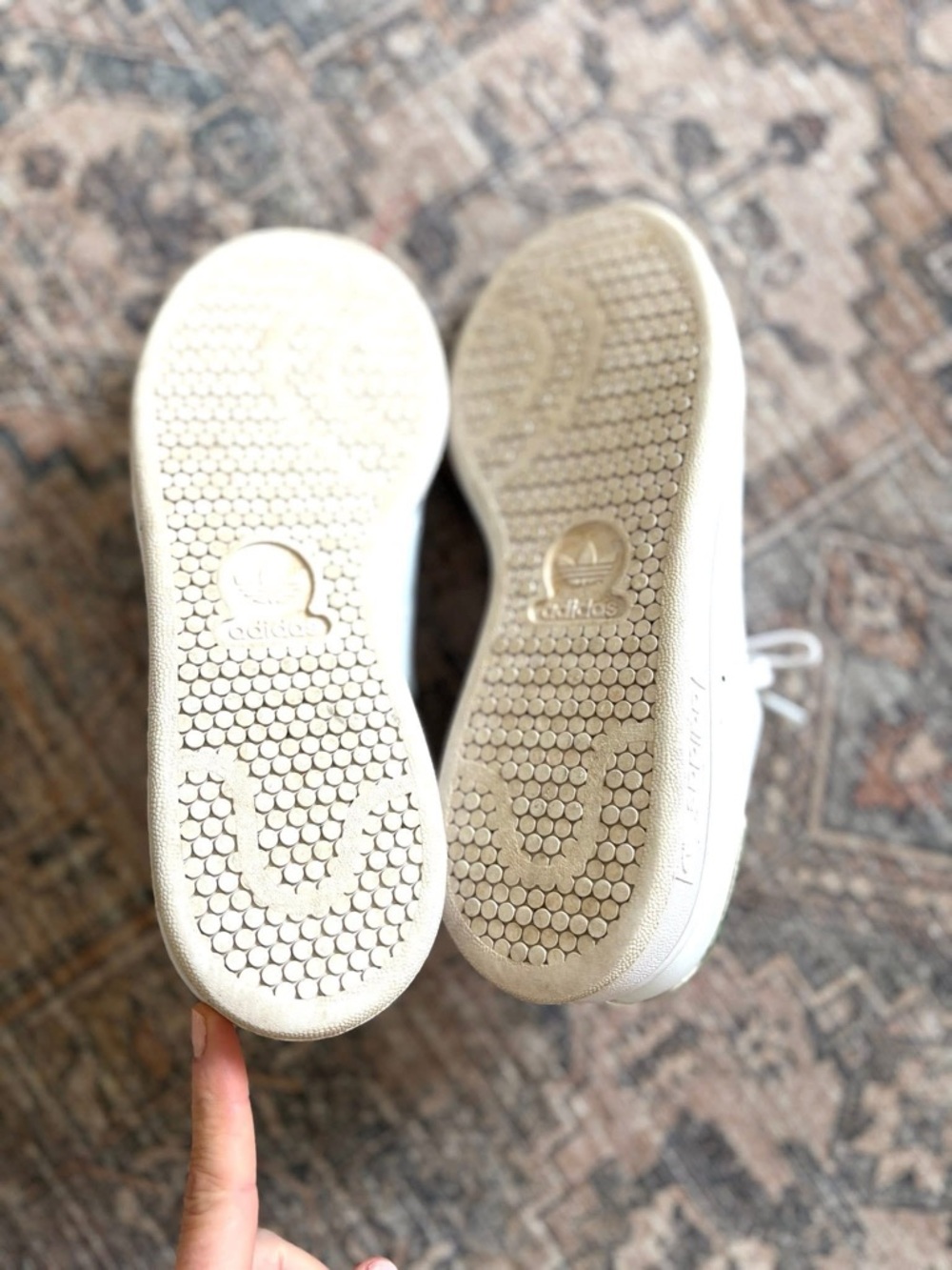 Adidas Stan Smith White Leather Sneakers with Green Heel Tab - women’s 8.5 - Picture 6 of 6